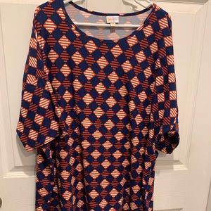 LuLaRoe designed 3XL shirt